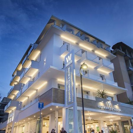 White Suite & Apartments Беллария-Иджеа-Марина Экстерьер фото